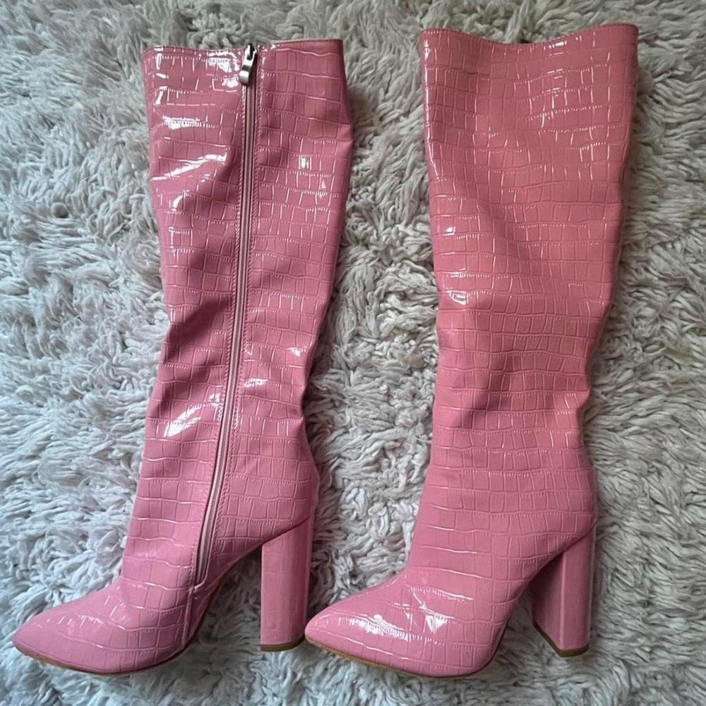 pink boots